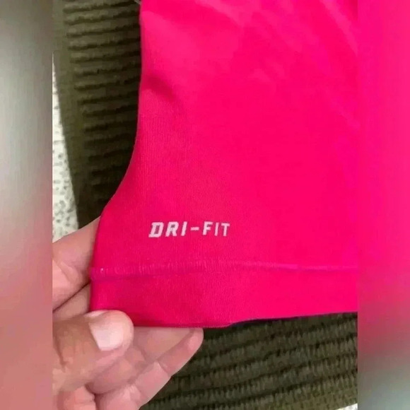 NIKE Nike Dri-Fit IN PINK TANK TOP IN L SIZE NEW NO TAGS - Picture 4 of 8